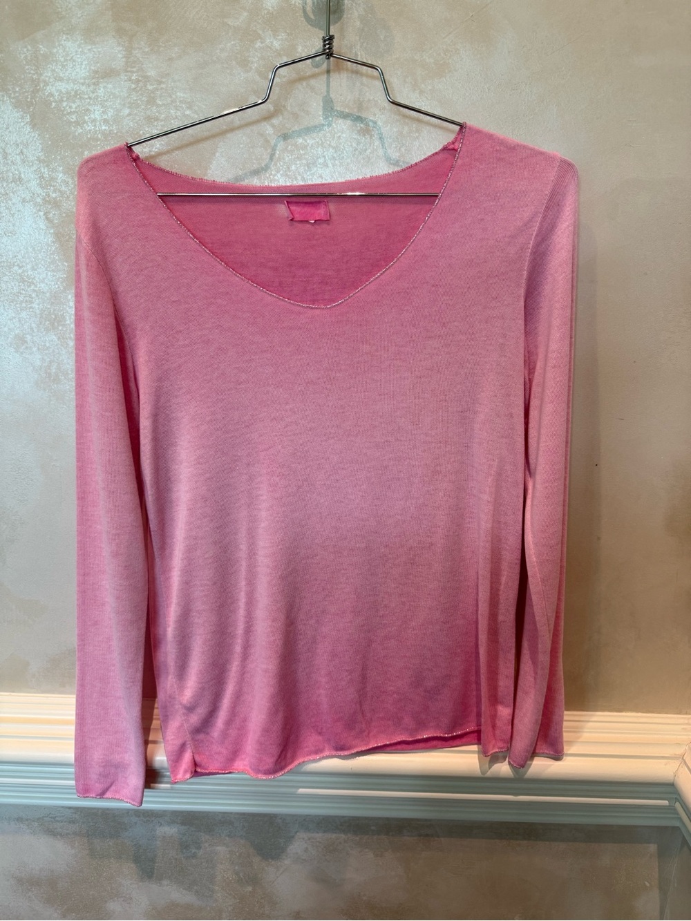 Women's Pink Long-Sleeve V-Neck Top